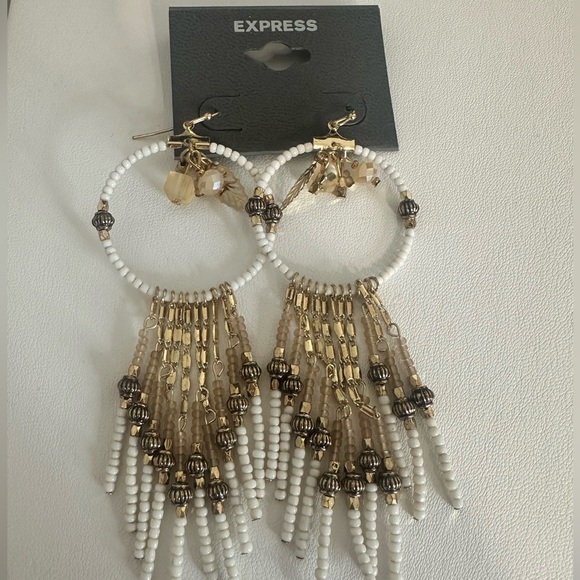 Express Jewelry - Express Beaded Hoop Chandelier Earrings – White & Gold – NWT